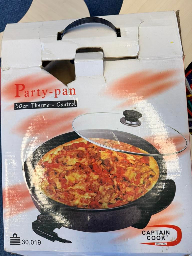 Captain Cook Party pan 30cm, Huis en Inrichting, Keuken | Potten en Pannen, Ophalen of Verzenden, Zo goed als nieuw, Koekenpan of Braadpan