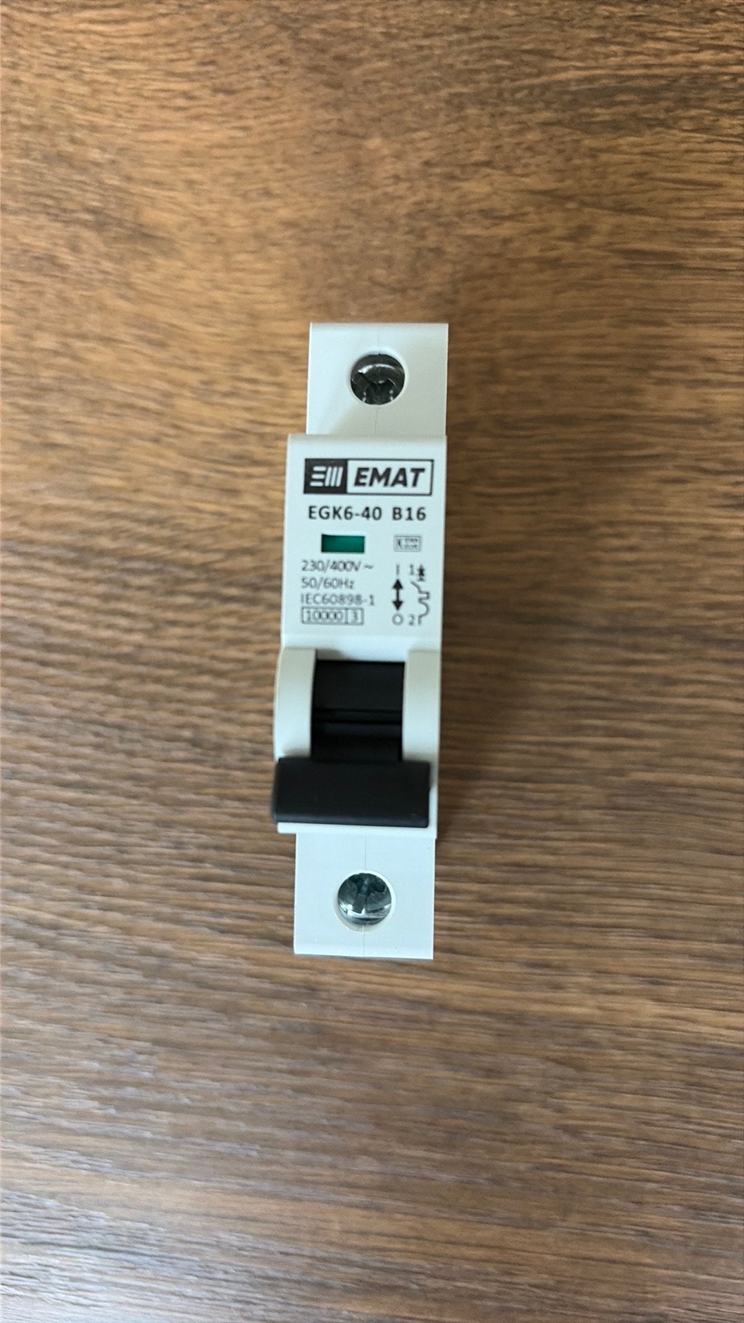 EMAT B16 16A installatieautomaat/groepautomaat meterkast, Ophalen of Verzenden, Nieuw