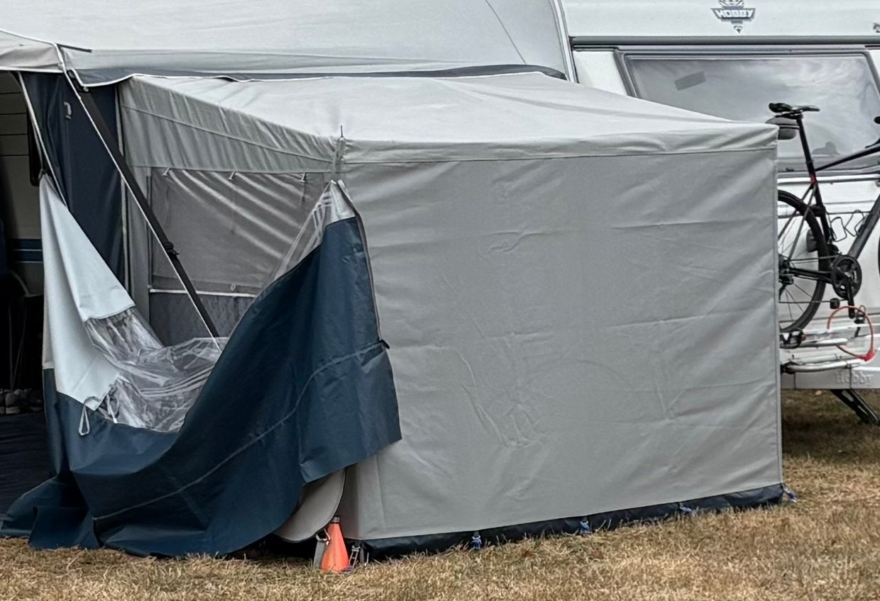 Erker voor voortent met nagenoeg nieuw frame, Caravans en Kamperen, Ophalen, Zo goed als nieuw