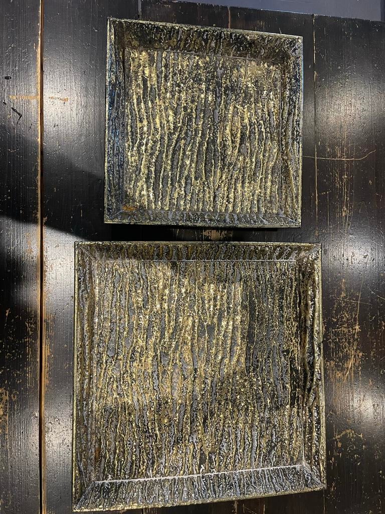 Twee gouden dienbladen met structuur, Ophalen, Zo goed als nieuw, Vierkant, Metaal