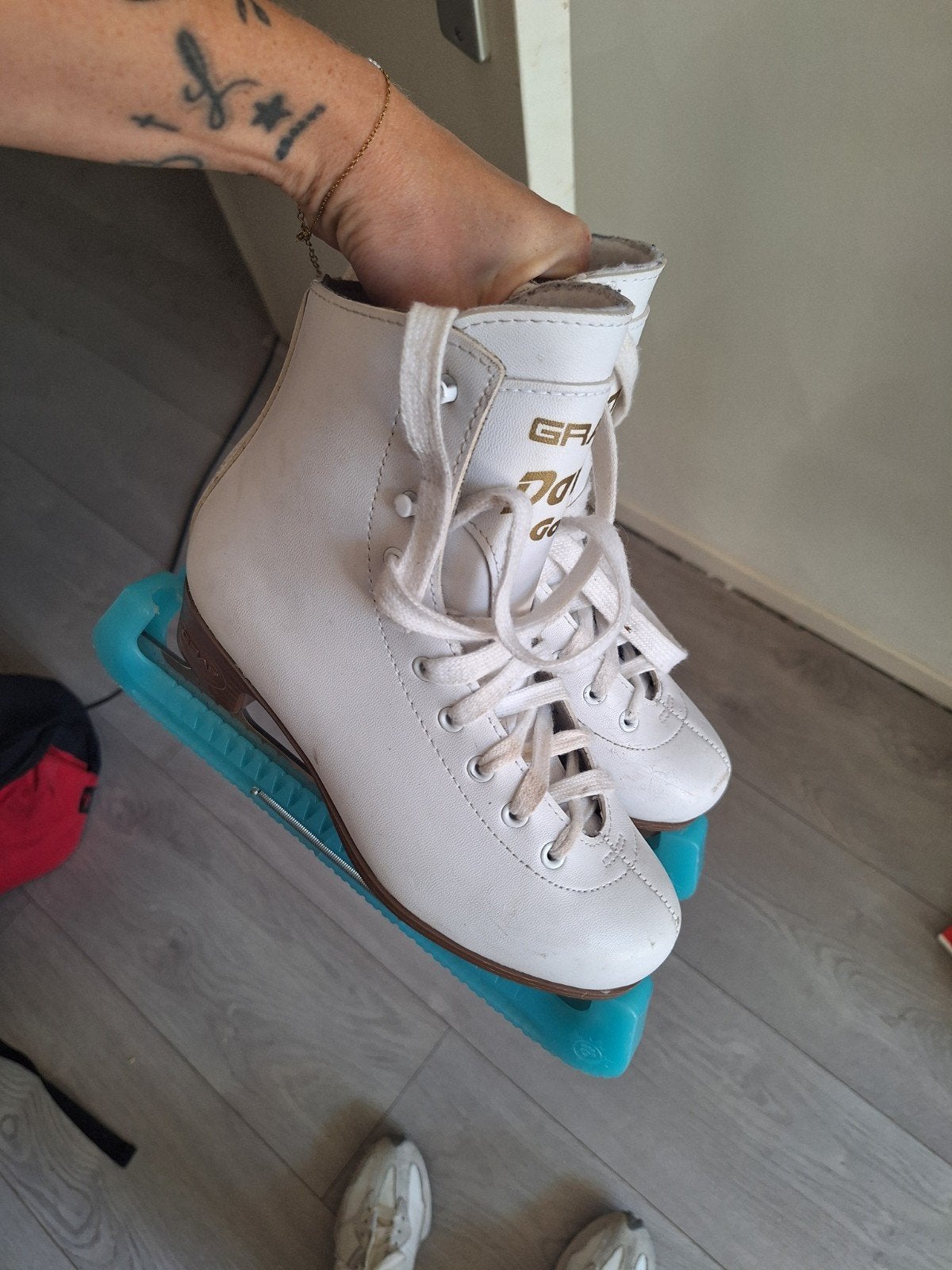 Nette kunstschaatsen maat 35, Sport en Fitness, Zo goed als nieuw, Kunstschaatsen, Ophalen, Overige merken