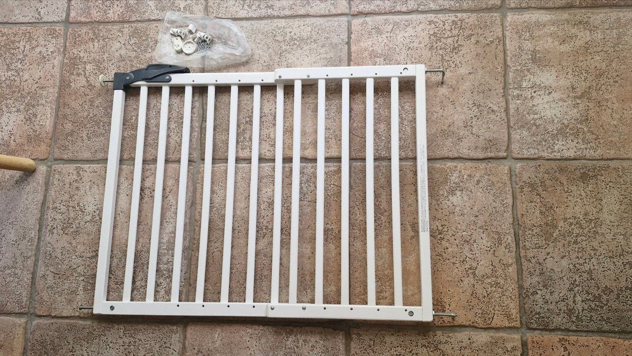 A3 Baby en Kids traphekje wit, Ophalen, 100 tot 115 cm, Zo goed als nieuw, Schroefhekje