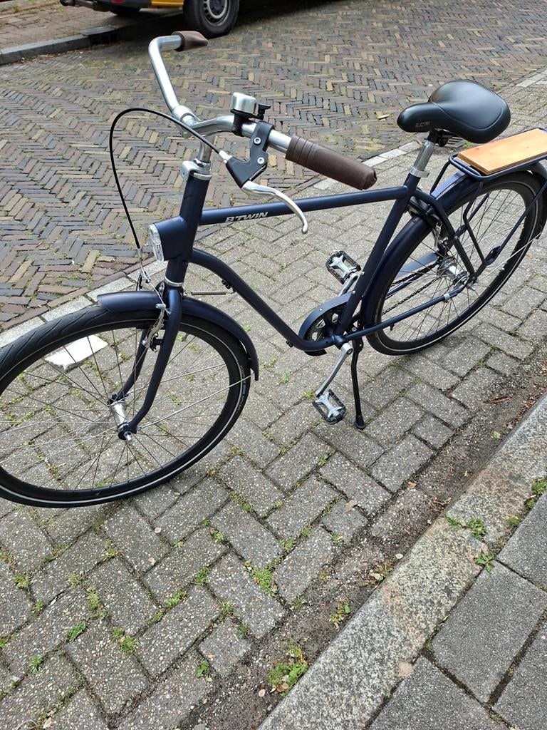 Btwin stadsfiets, donkerblauw, zo goed als nieuw, Fietsen en Brommers, Ophalen of Verzenden, Zo goed als nieuw, Velgrem, Overige merken