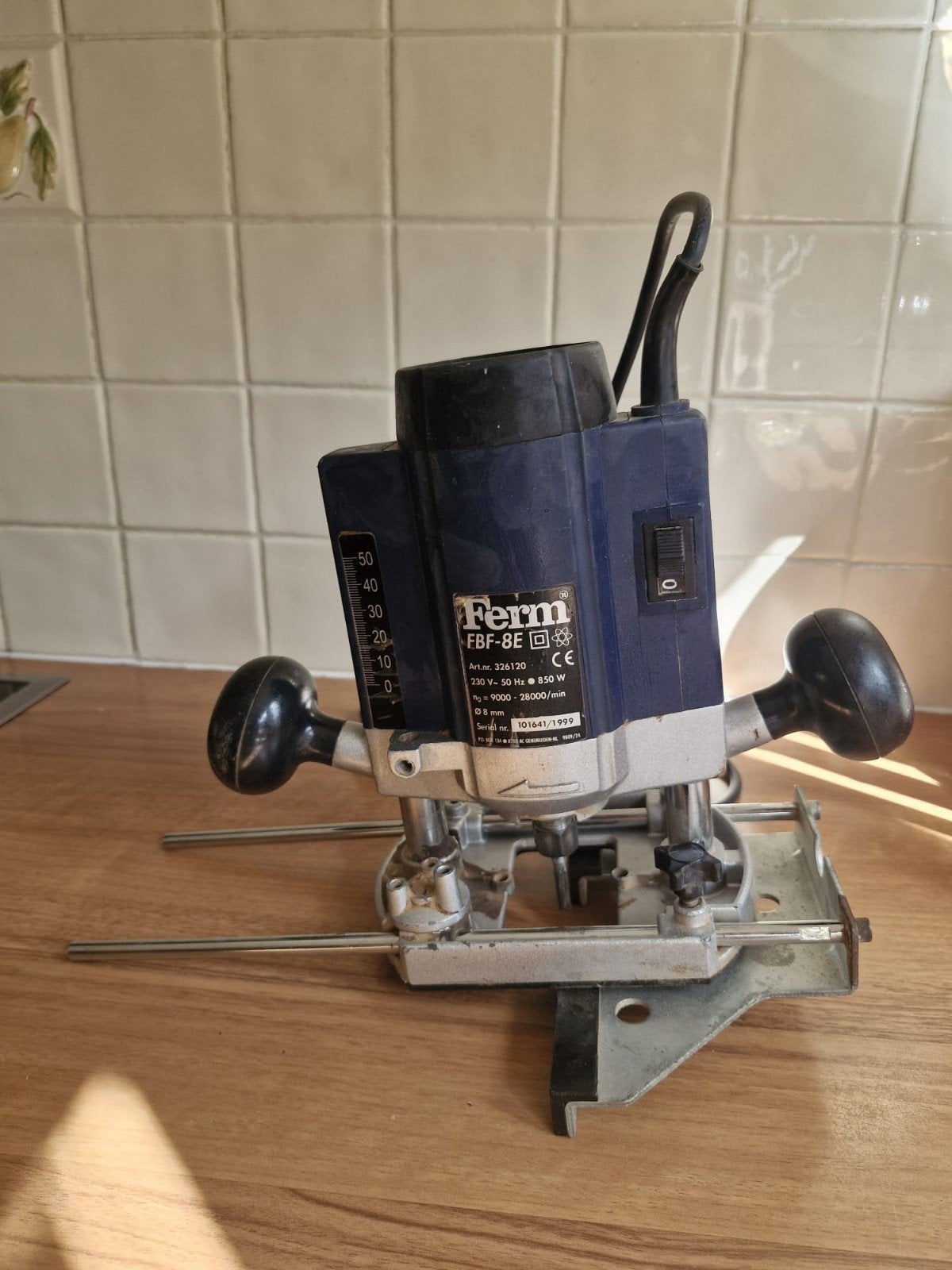 Ferm FBF-8E Bovenfrees 850W - Gebruikt maar functioneel, Ophalen, Gebruikt, Ferm, Bovenfrees