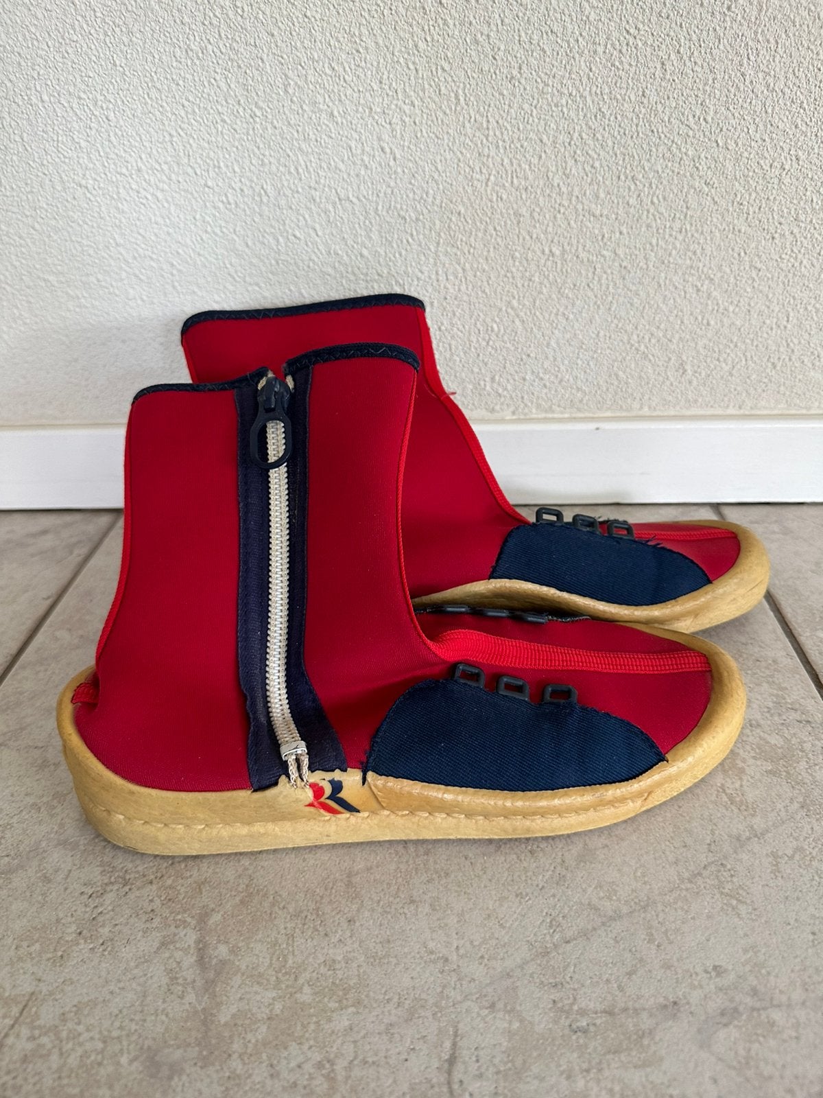 surf/sup/zeil schoenen waterschoen met rits maat 42 neopreen, Gebruikt, Romika, Zeil- of Surfschoenen, Ophalen of Verzenden