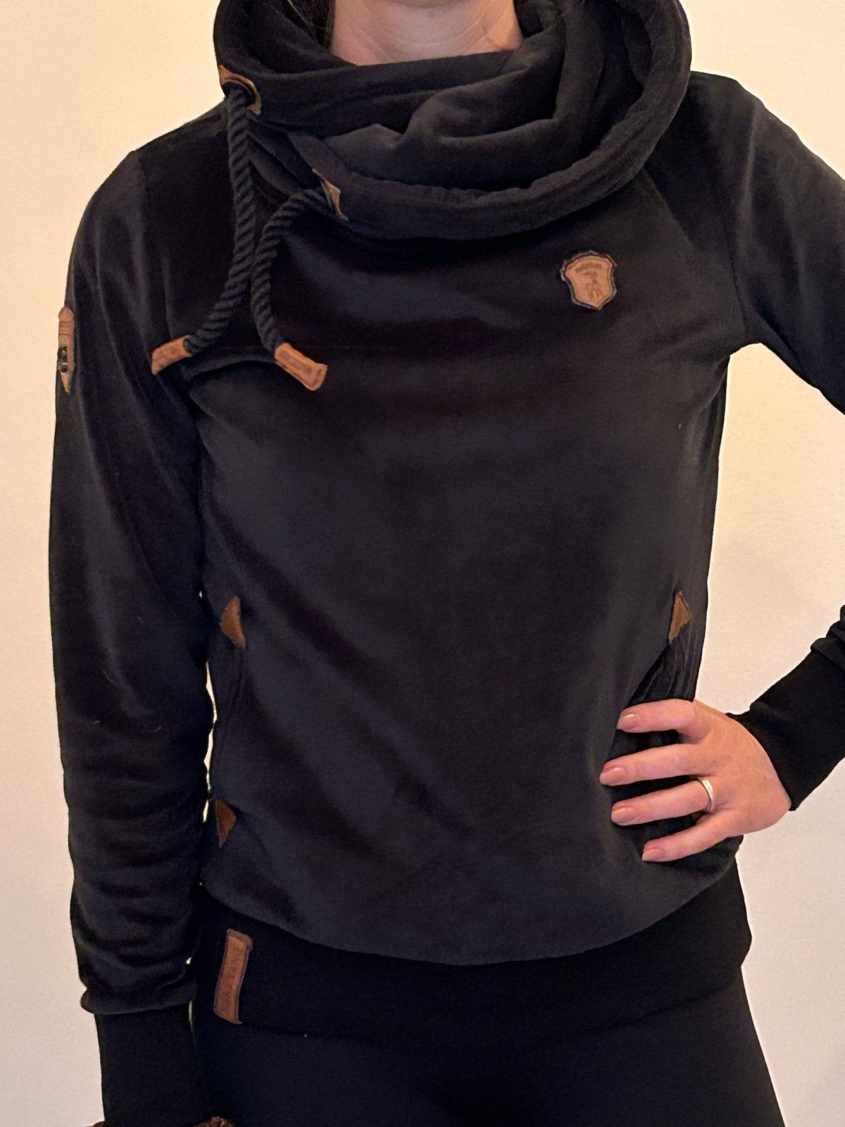 Naketano Dames Sweater Zwart Suede Maat M, Kleding | Dames, Ophalen of Verzenden, Gedragen, Maat 38/40 (M), Zwart