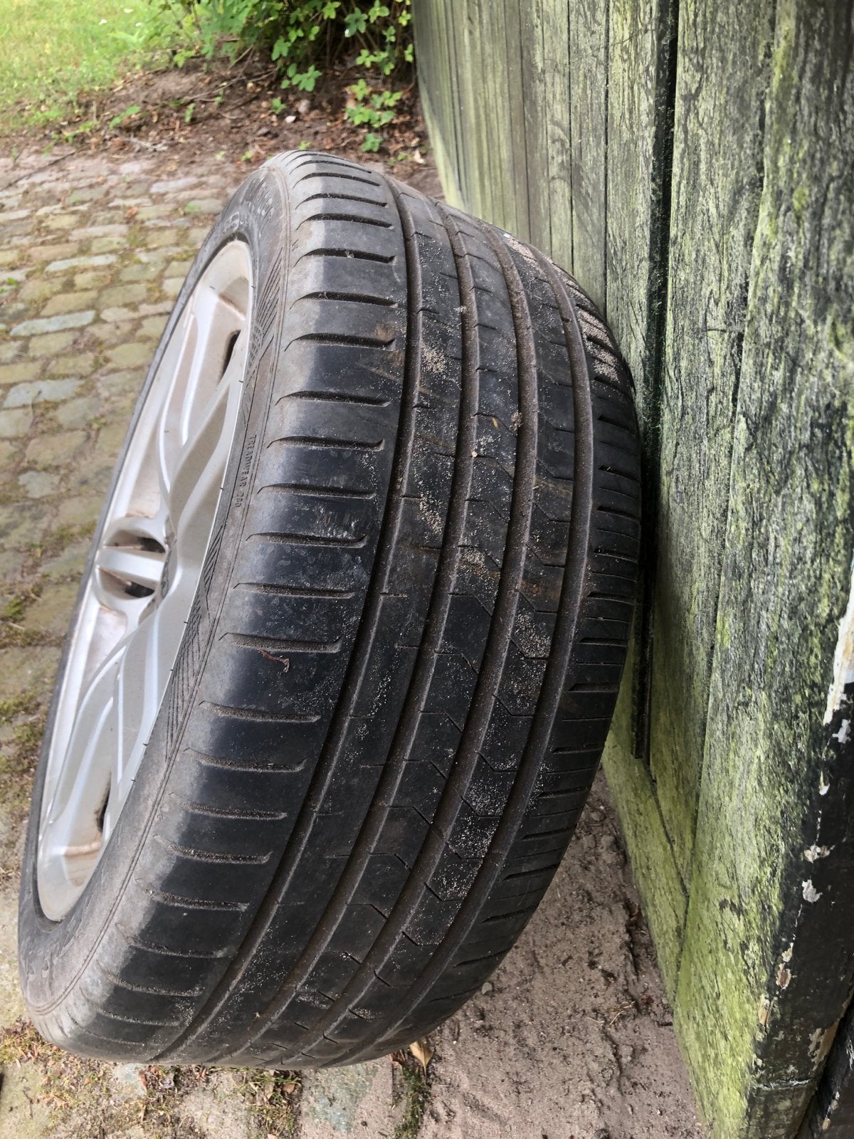 Audi Velg met Zomerband - 245/40 ZR18, Auto-onderdelen, Banden en Velgen, Ophalen, 18 inch, Banden en Velgen, Personenwagen
