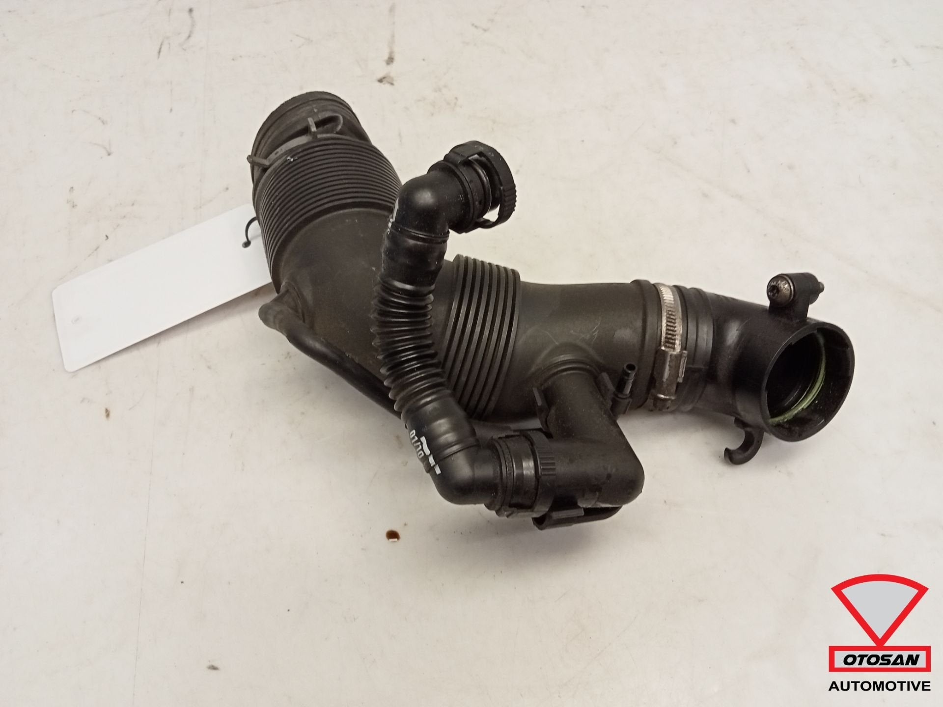 VW Polo 6R Audi Seat Skoda Aanzuigslang 6R0129654C, Gebruikt, Volkswagen, Volkswagen AG, Berliner Ring 2
38440  Wolfsburg, DE