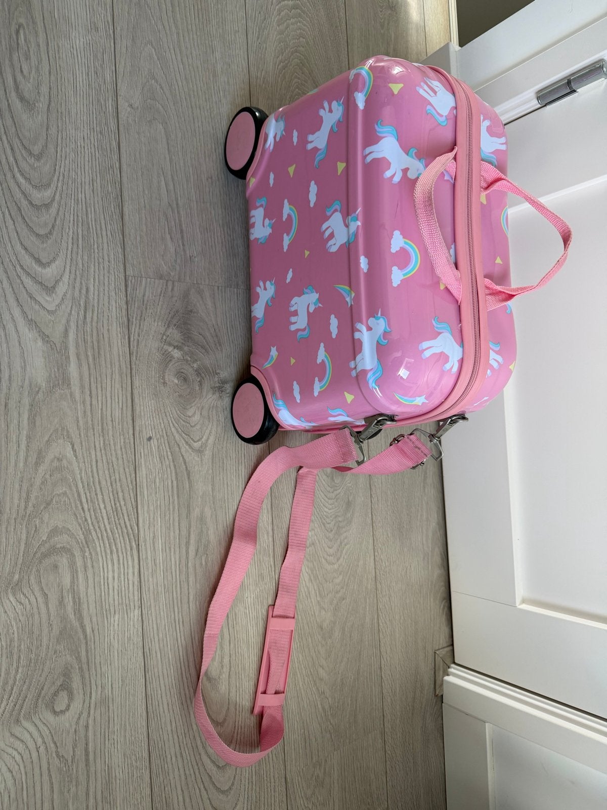 Roze Eenhoorn Kinderkoffer met Wieltjes en Schouderband, Sieraden, Tassen en Uiterlijk, Koffers, Gebruikt, Hard kunststof, Minder dan 50 cm