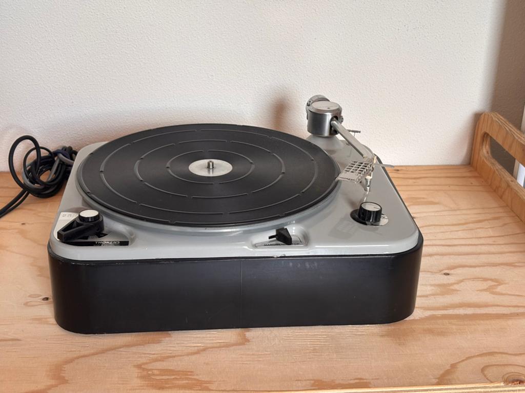 Thorens TD135 MK2, Ophalen, Zo goed als nieuw, Thorens