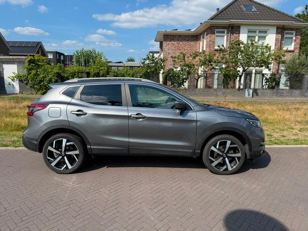 Nissan QASHQAI 140pk DIG-T Tekna 360° Camera Climate Navi, Voorwielaandrijving, Dealer onderhouden, 687 kg, 4 cilinders