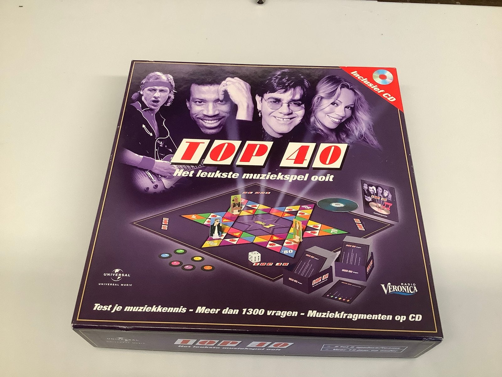 Top 40 Muziekspel, Goede Tijden Slechte Tijden Party Quiz en, Drie of vier spelers, Ophalen of Verzenden, Zo goed als nieuw