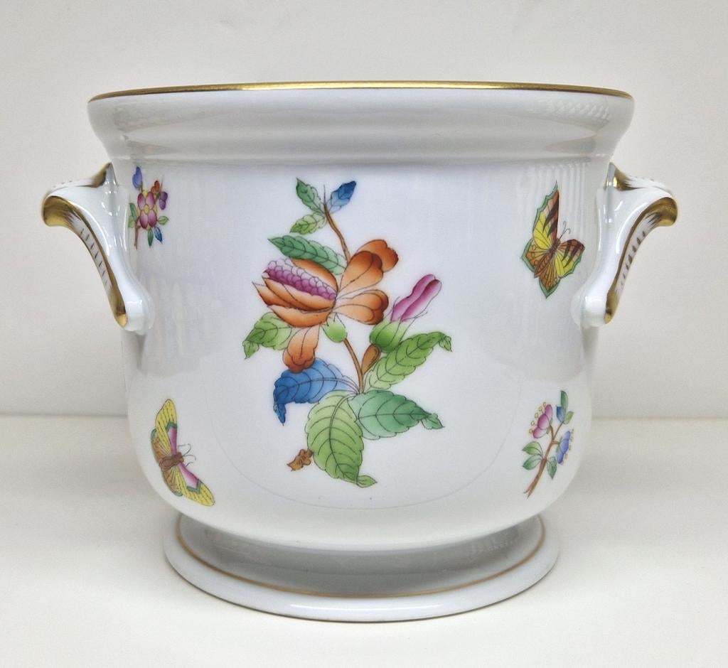 Herend Hongarije Queen Victoria VBO decor cachepot, no1., Antiek en Kunst, Ophalen of Verzenden