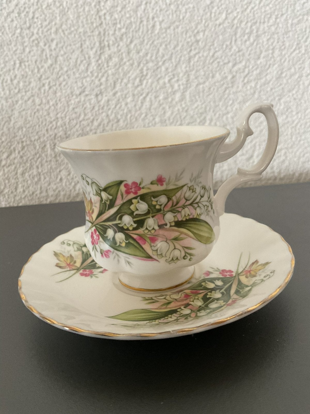 Royal Albert kopje Summertime, Verzenden, Zo goed als nieuw, Porselein, Kop en/of schotel