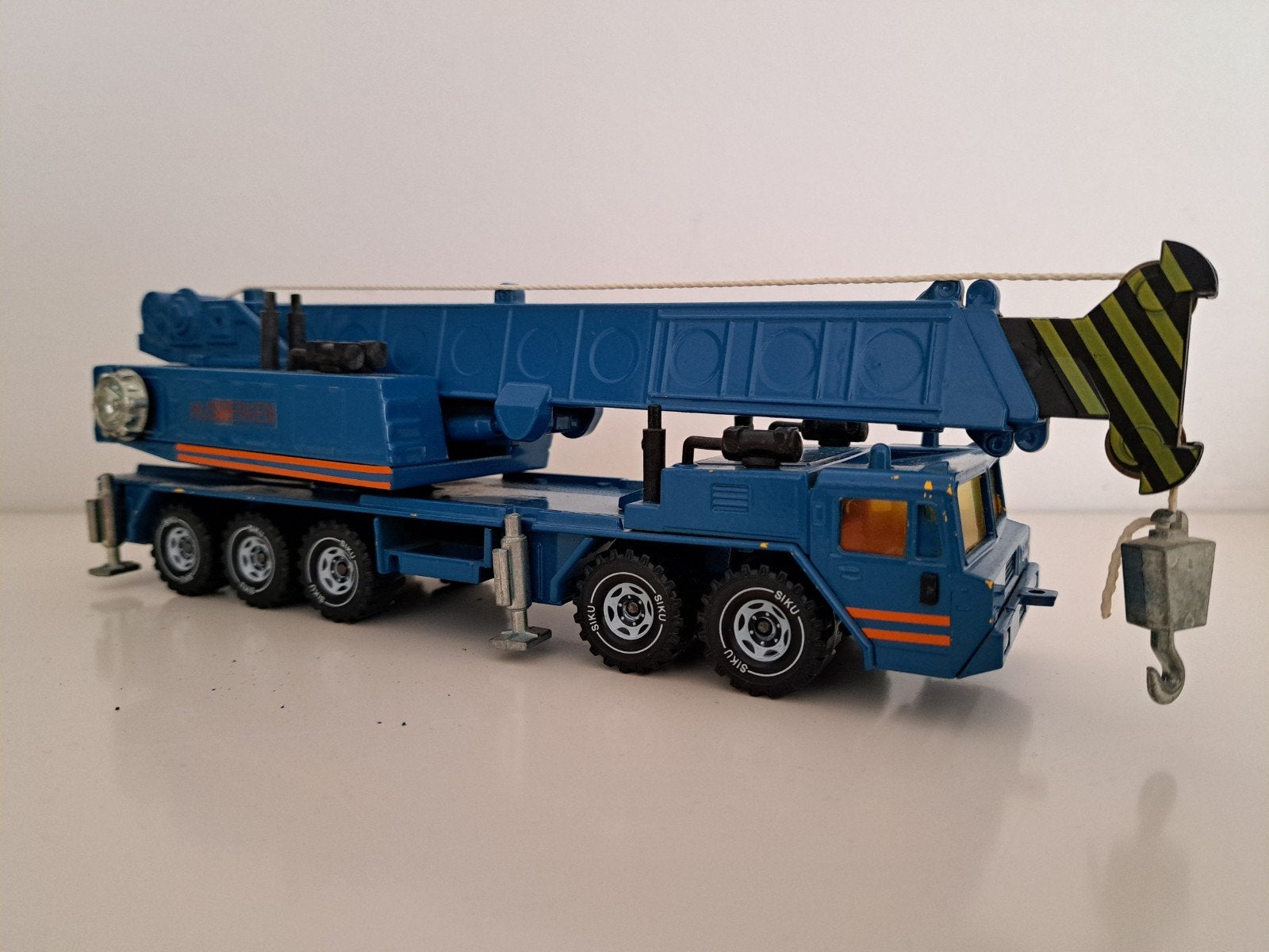 Siku Faun 4010, mobiele telescoop kraanwagen 1:55, Ophalen of Verzenden, Tractor of Landbouw