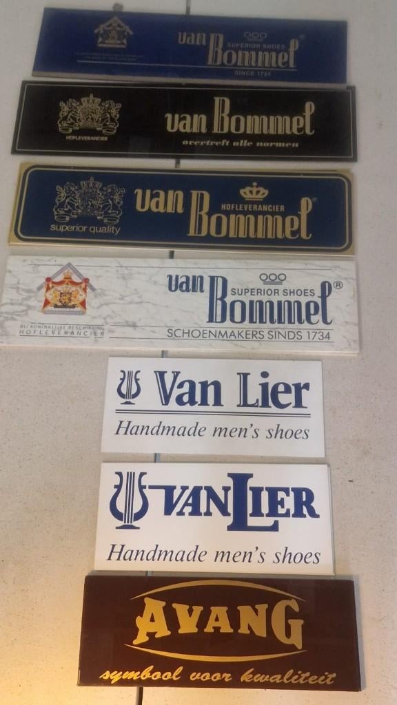 diverse plexiglas reclameborden schoenmerken, Ophalen, Zo goed als nieuw, Reclamebord