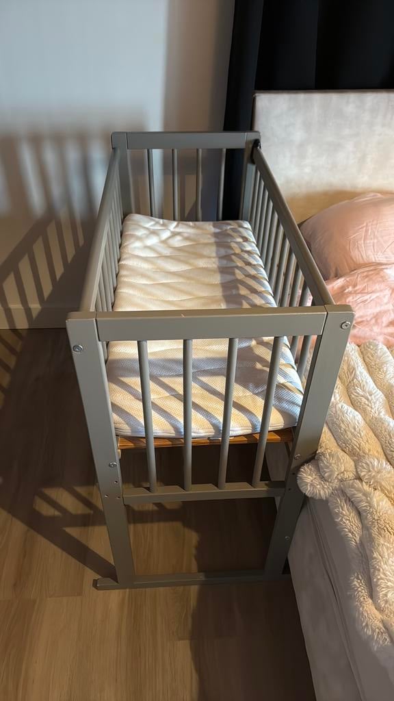 Petite amelie co sleeper, Ophalen, Zo goed als nieuw, Wieg