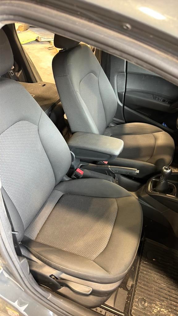 Interieur stof  stoelen Audi A1 5Deurs s 2010/2018, Auto-onderdelen, Interieur en Bekleding, Ophalen of Verzenden, Nieuw, Audi
