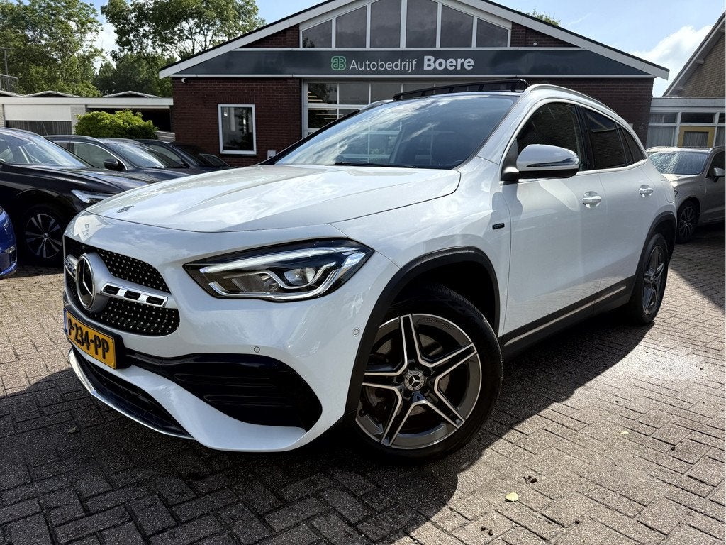 Mercedes-Benz GLA 250 e Business Solution AMG Limited Panora, Auto's, Mercedes-Benz, Automatische klimaatregeling, Wit, Bedrijf