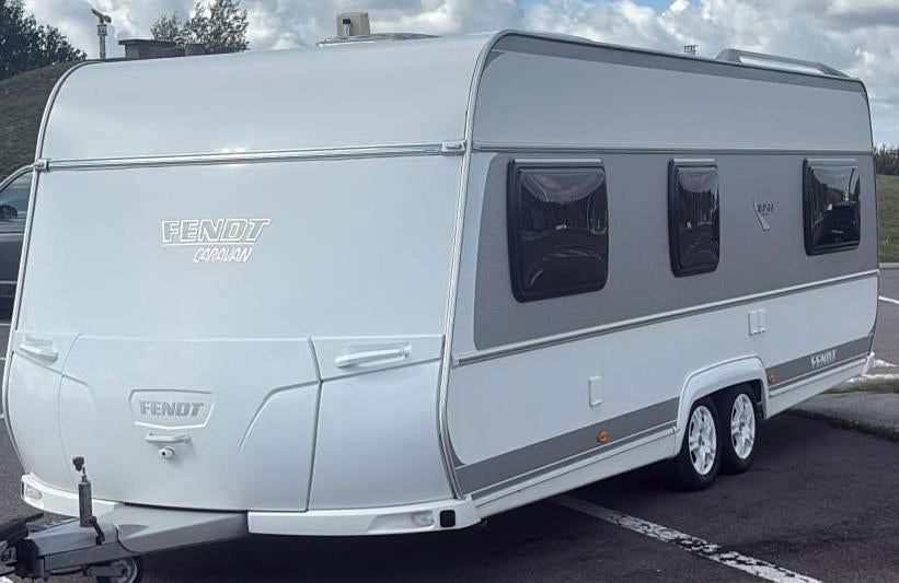 Fendt Opal 590 caravan uit 2013/Airco) 1e eig., Vast bed, Rondzit, 7 tot 8 meter, Airco