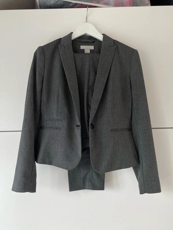 H&M dames pak zwart wit melée 7/8 broek en blazer maat 38, Maat 38/40 (M), Kostuum of Pak, Overige kleuren, Verzenden