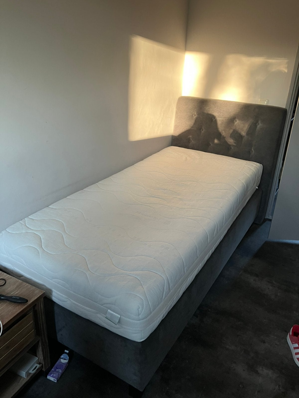 1 persoons boxspring, Ophalen of Verzenden, Zo goed als nieuw, Tweepersoons, 90 cm