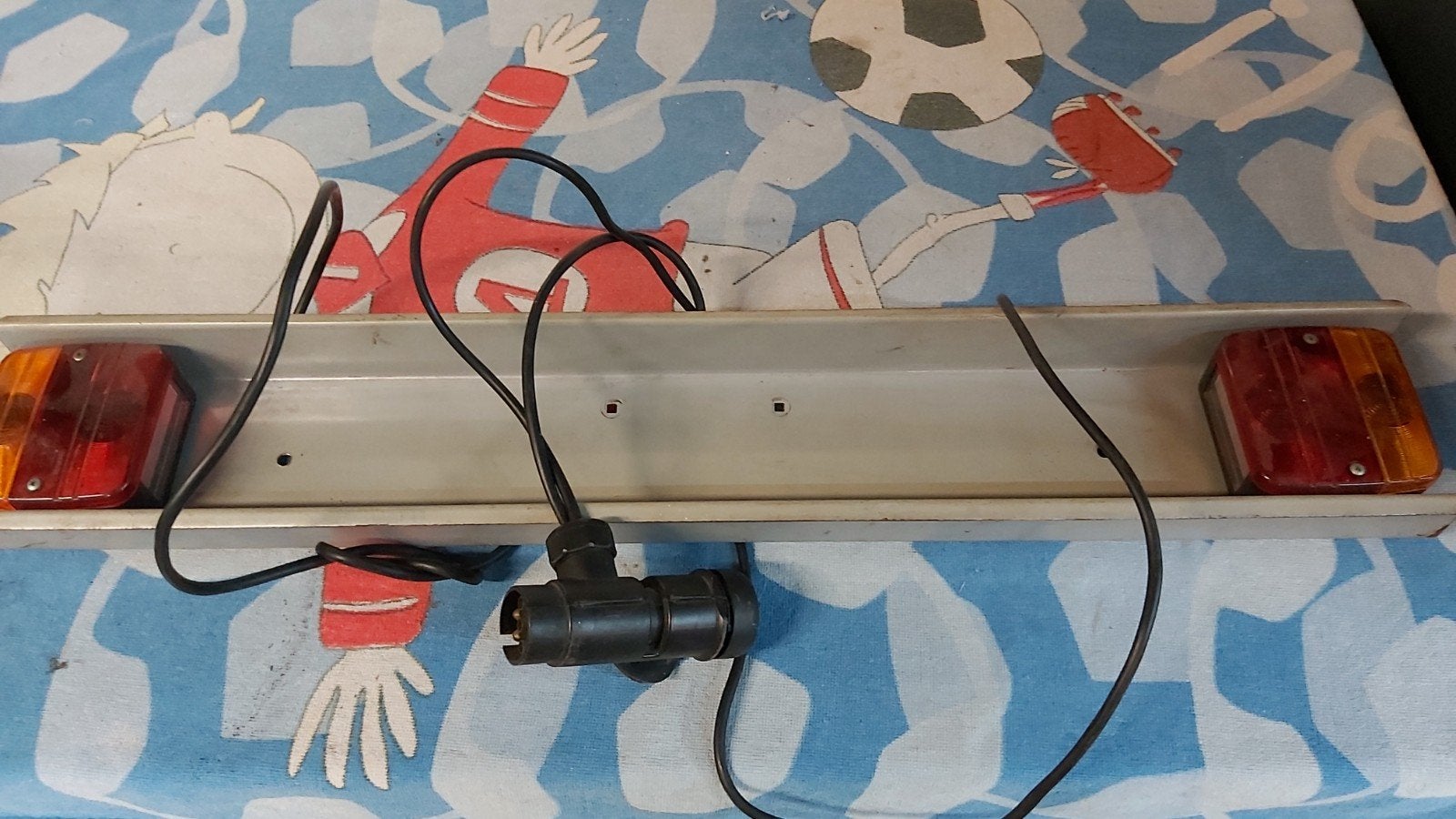 Verlichtingsbalk 12v, Ophalen, Gebruikt