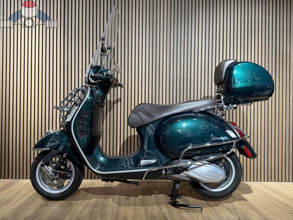 Vespa GTS 300 Touring 2019 (bj 2019), Scooter, Bedrijf, Onbekend, Onbekend