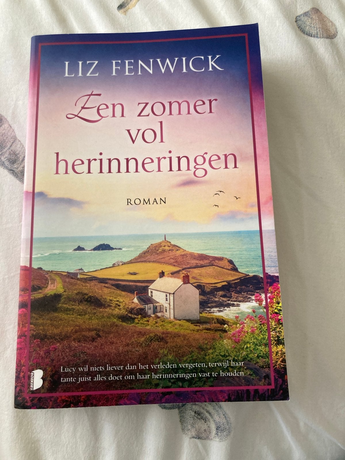 Een zomer vol herinneringen - Liz Fenwick (Roman), Boeken, Ophalen of Verzenden, Zo goed als nieuw, Europa overig