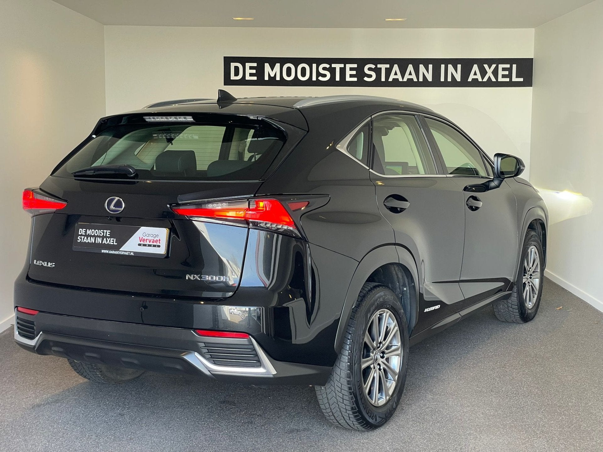 Lexus NX 300h AWD Business Line (bj 2020, automaat), Automaat, Gebruikt, Leder, Vierwielaandrijving