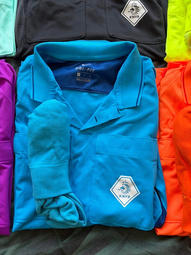 Nike KNVB Scheidsrechtershirt, Kleding | Heren, Sportkleding, Ophalen of Verzenden, Zo goed als nieuw, Blauw, Voetbal