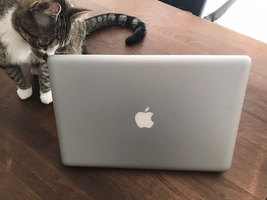 Foto 2 van Macbook Pro 15” i7 unibody 2012 (x2)   µh