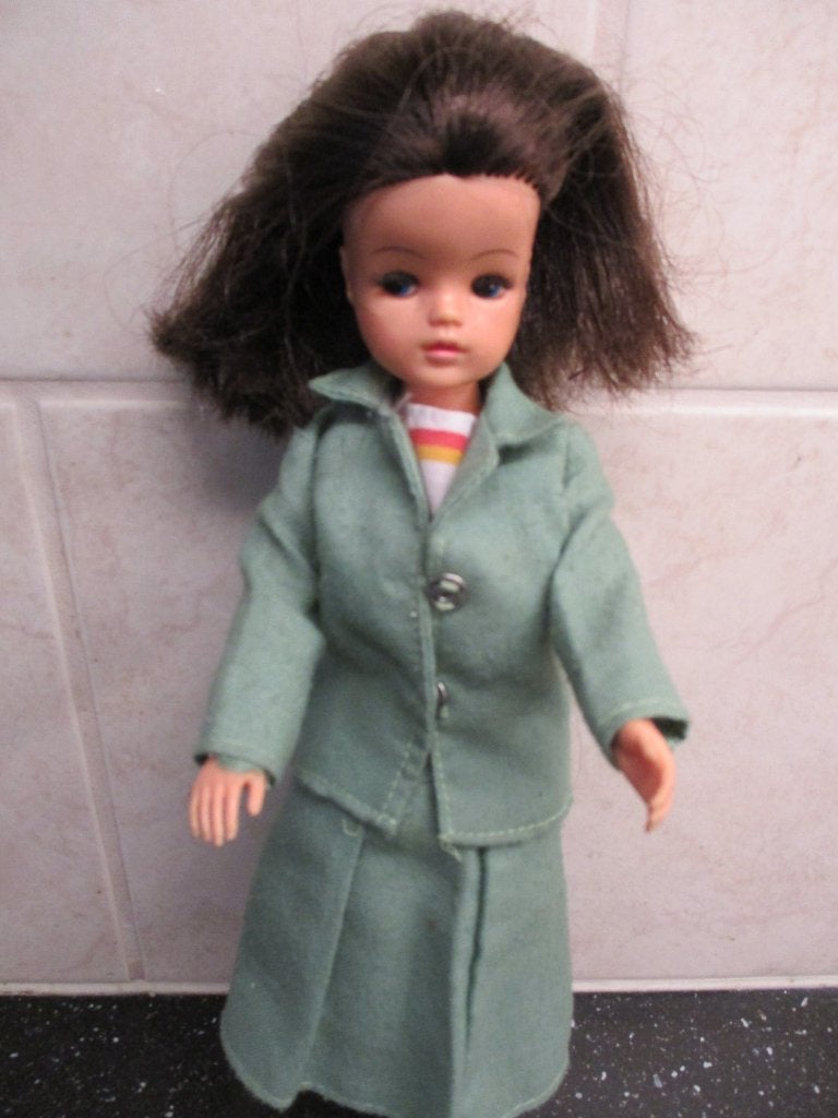 VINTAGE BARBIE/SINDY met hard hoofdje plus kleding, Verzamelen, Verzenden, Gebruikt, Fashion Doll