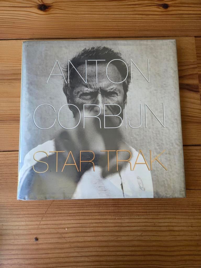 Anton Corbijn Star Trak -, Boeken, Ophalen of Verzenden, Gelezen, Fotografen, Anton Corbijn