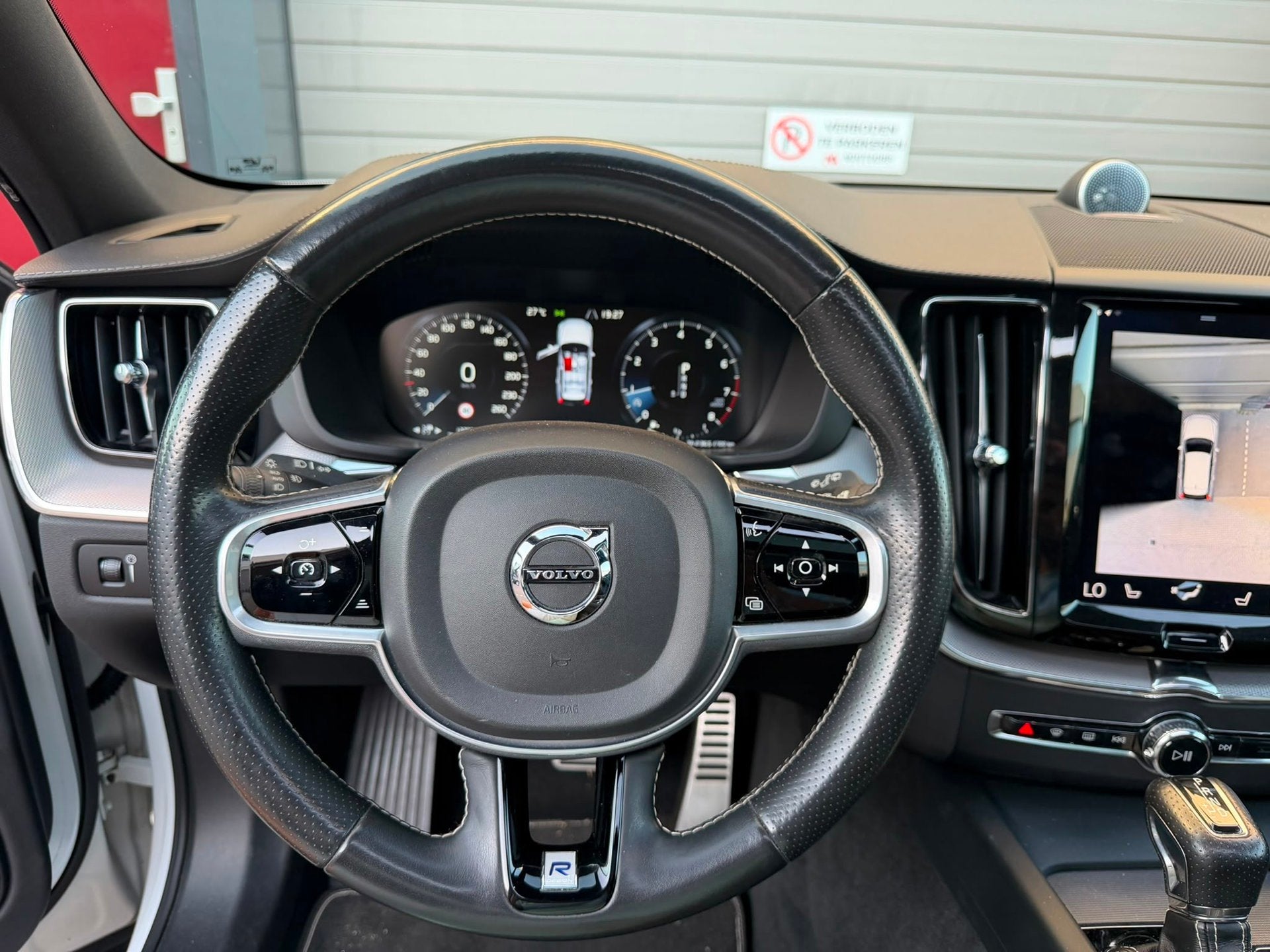 Foto 14 van Volvo XC60 2.0 T6 AWD Inscription PANO/HUD/B&W/360/MEMORY/VO