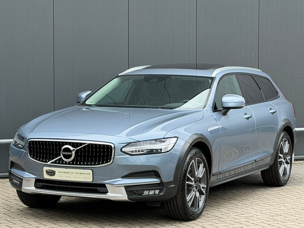 Volvo V90 Cross Country 2.0 T5 250pk Automaat AWD Pro, Dealer onderhouden, 1734 kg, V90, Zwart