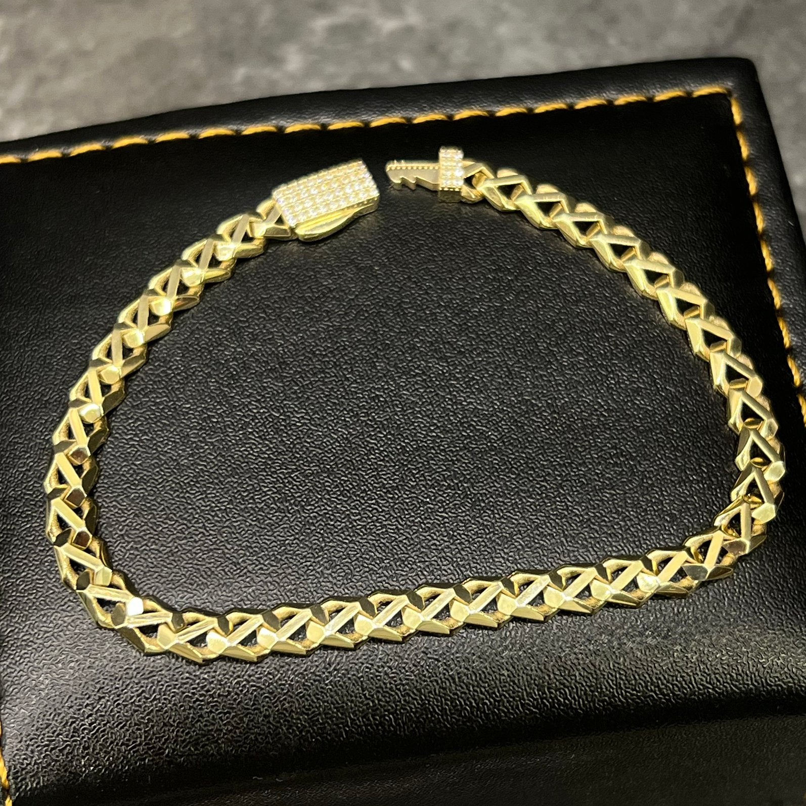 14 karaats gouden armband nieuw, Ophalen of Verzenden, Nieuw, Goud