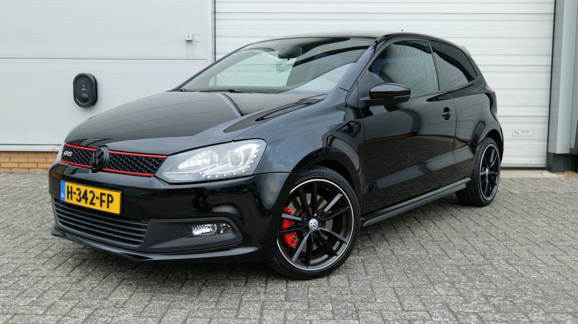 Volkswagen Polo 1.4 TSI GTI 2014 180PK DSG Xenon Climate con, Auto's, Euro 5, 4 cilinders, Leder en Stof, Zwart