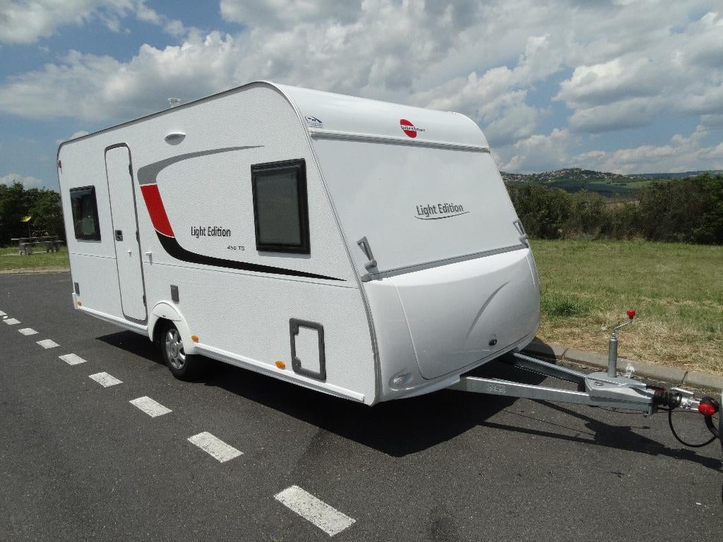 Burstner Premio 450 TS Light Edition incl mover en voortent, Rondzit, Schokbreker, 750 - 1000 kg, Particulier