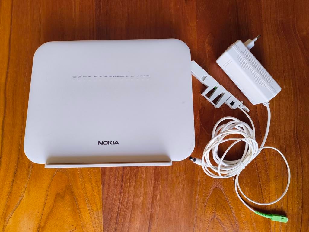 Nokia XS-2426G-A Modem router, Ophalen of Verzenden, Zo goed als nieuw, Router met modem, Nokia