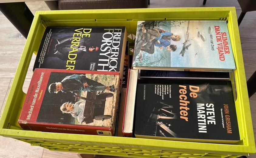 Heel veel boeken, dvd’s en cd’s, Ophalen, Gelezen