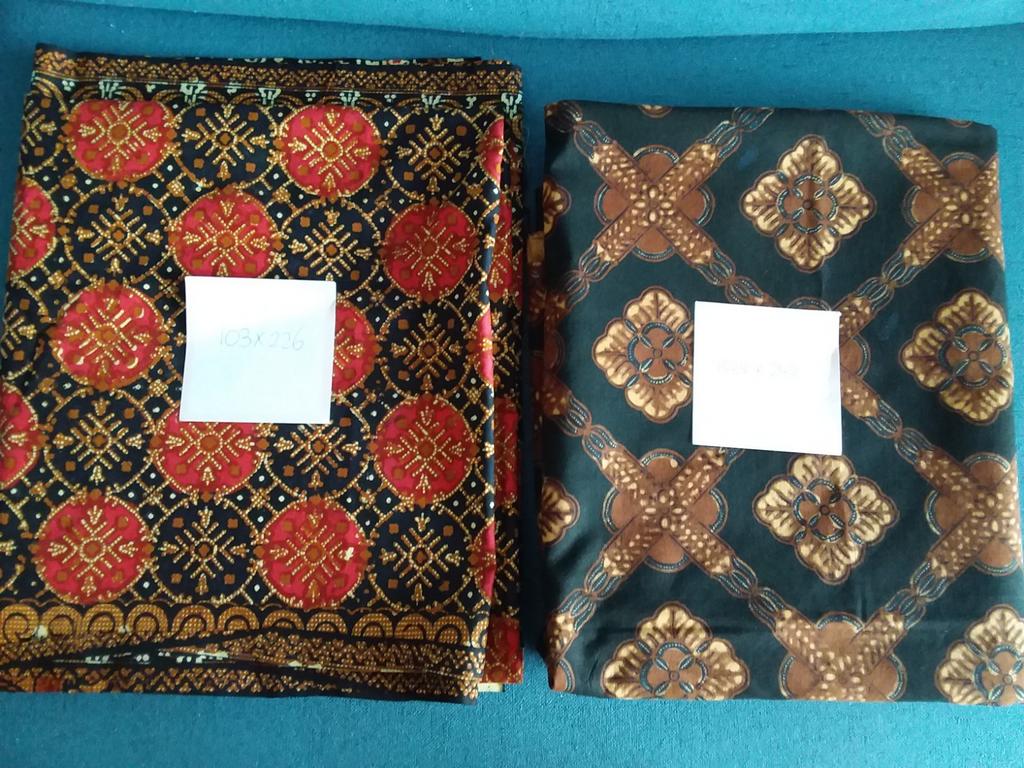 Batik stoffen, Hobby en Vrije tijd, Stoffen en Lappen, 120 cm of meer, Nieuw, Ophalen of Verzenden, Katoen