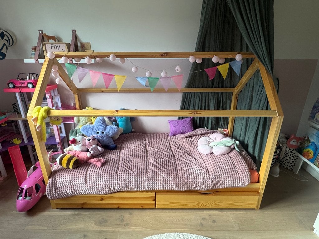 2x huisjesbed te koop inclusief matrassen, Ophalen, Gebruikt, 90 cm, Eenpersoons