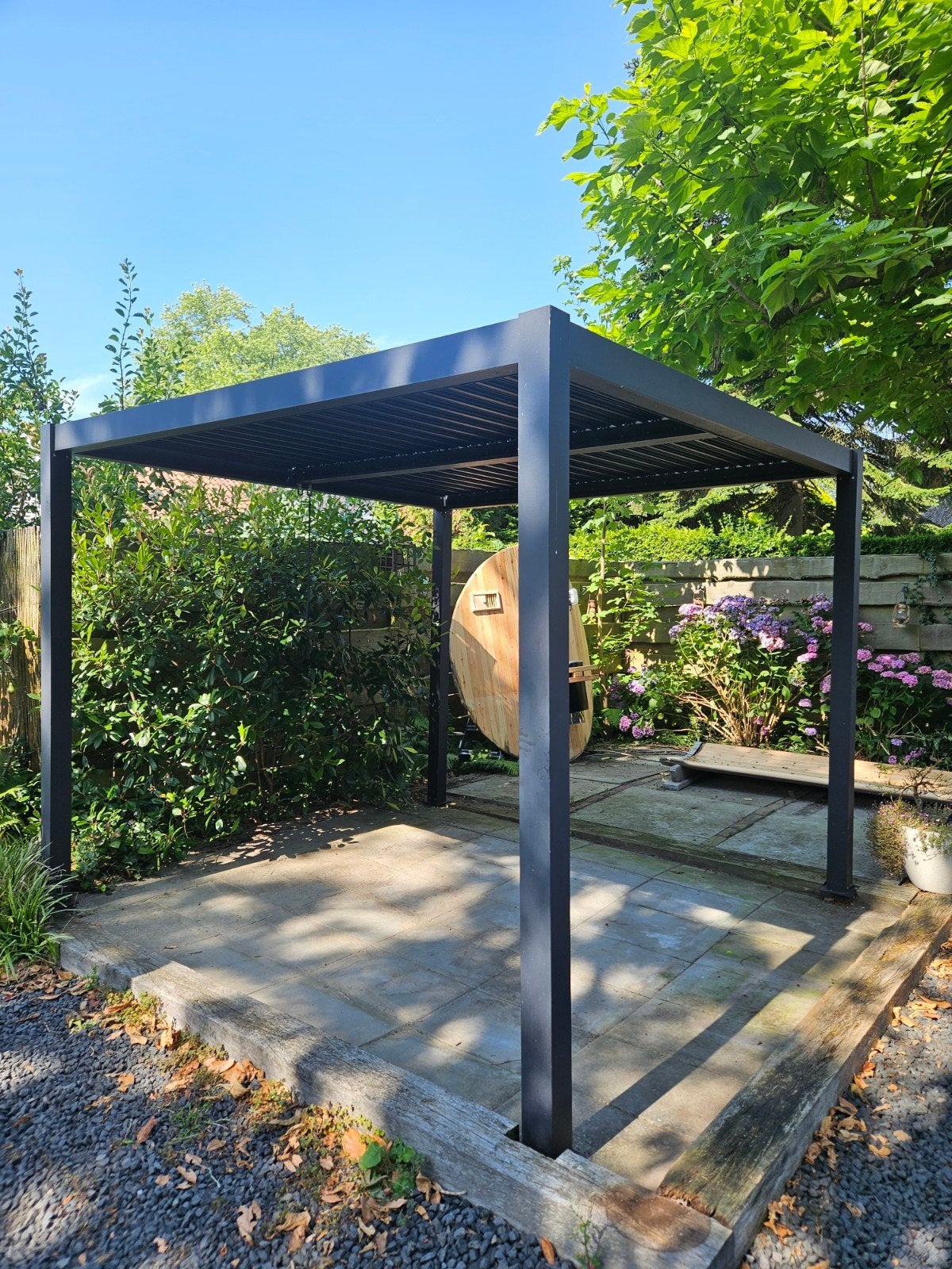 Gepoedercoate pergola, Ophalen