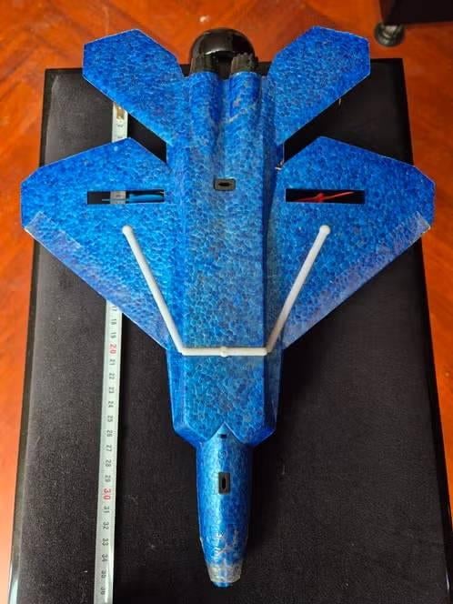 Blauwe F22 RC Vliegtuig, Ophalen of Verzenden, Gebruikt