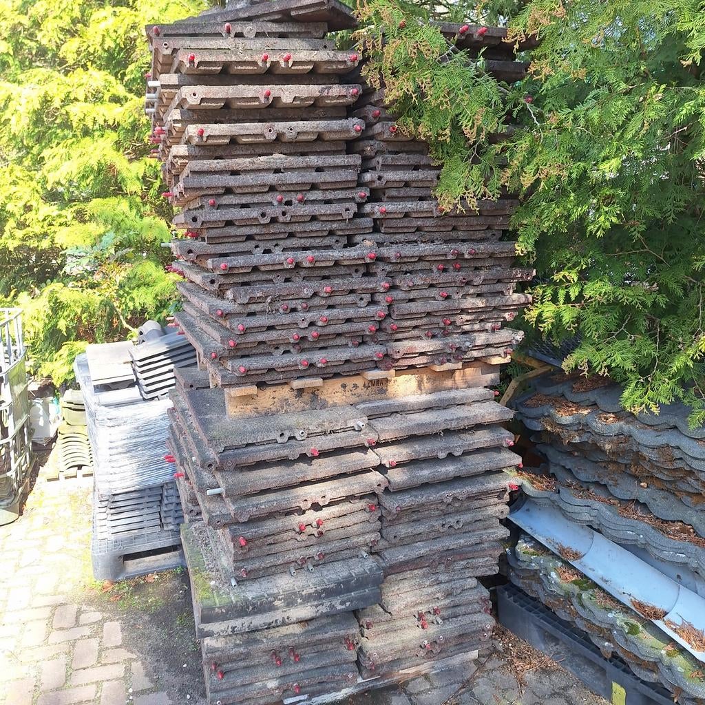 45 m2 valdempende rubberen tegels 50x50x5cm, 60 cm of meer, 60 cm of meer, Ophalen of Verzenden, 10 m² of meer