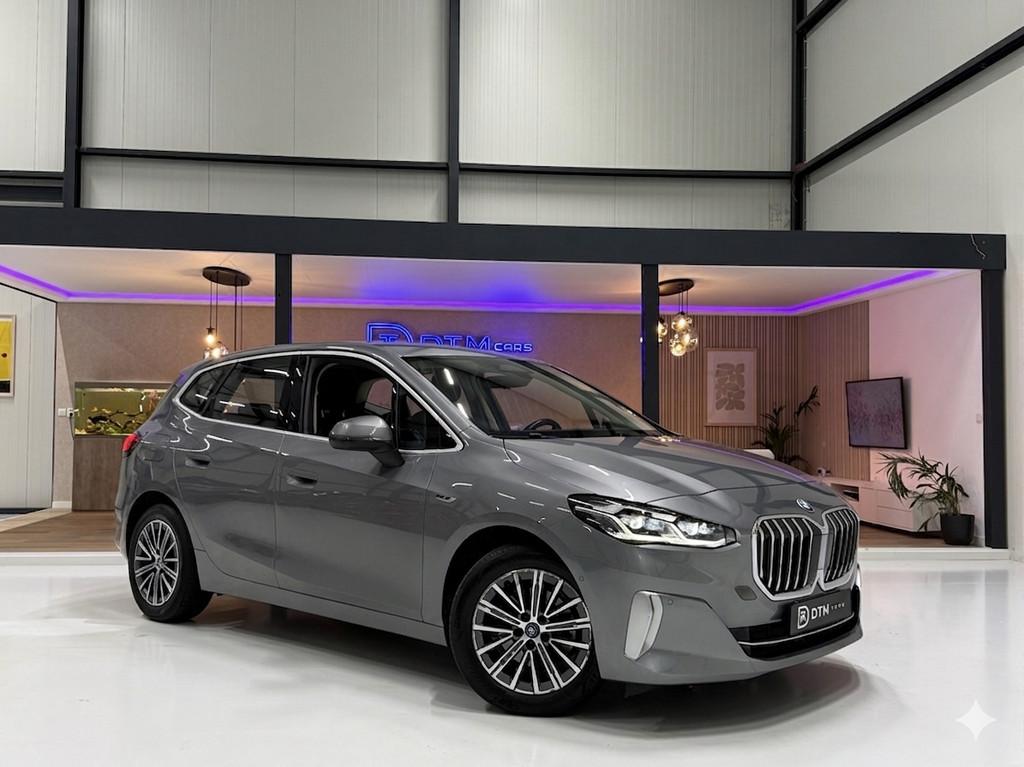 BMW 2-serie Active Tourer 225e xDrive 245pk | Plug-in 4x4 |, Auto's, BMW, Automaat, 1800 kg, Gebruikt, 16 kWh