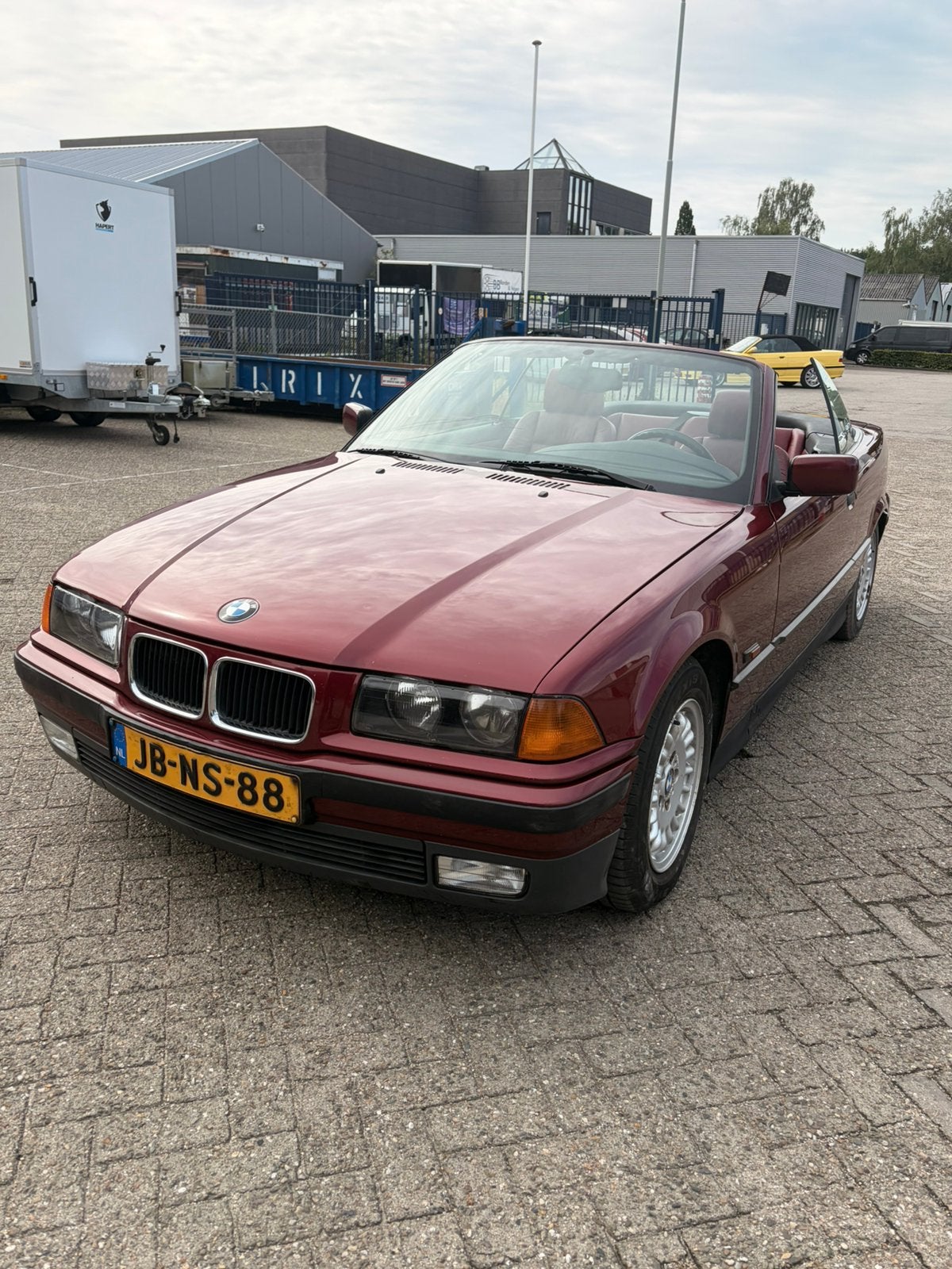BMW 3-Serie 1.8 I 318 Cabriolet E2 1994 Rood, Auto's, Achterwielaandrijving, 4 cilinders, Cabriolet, 1796 cc