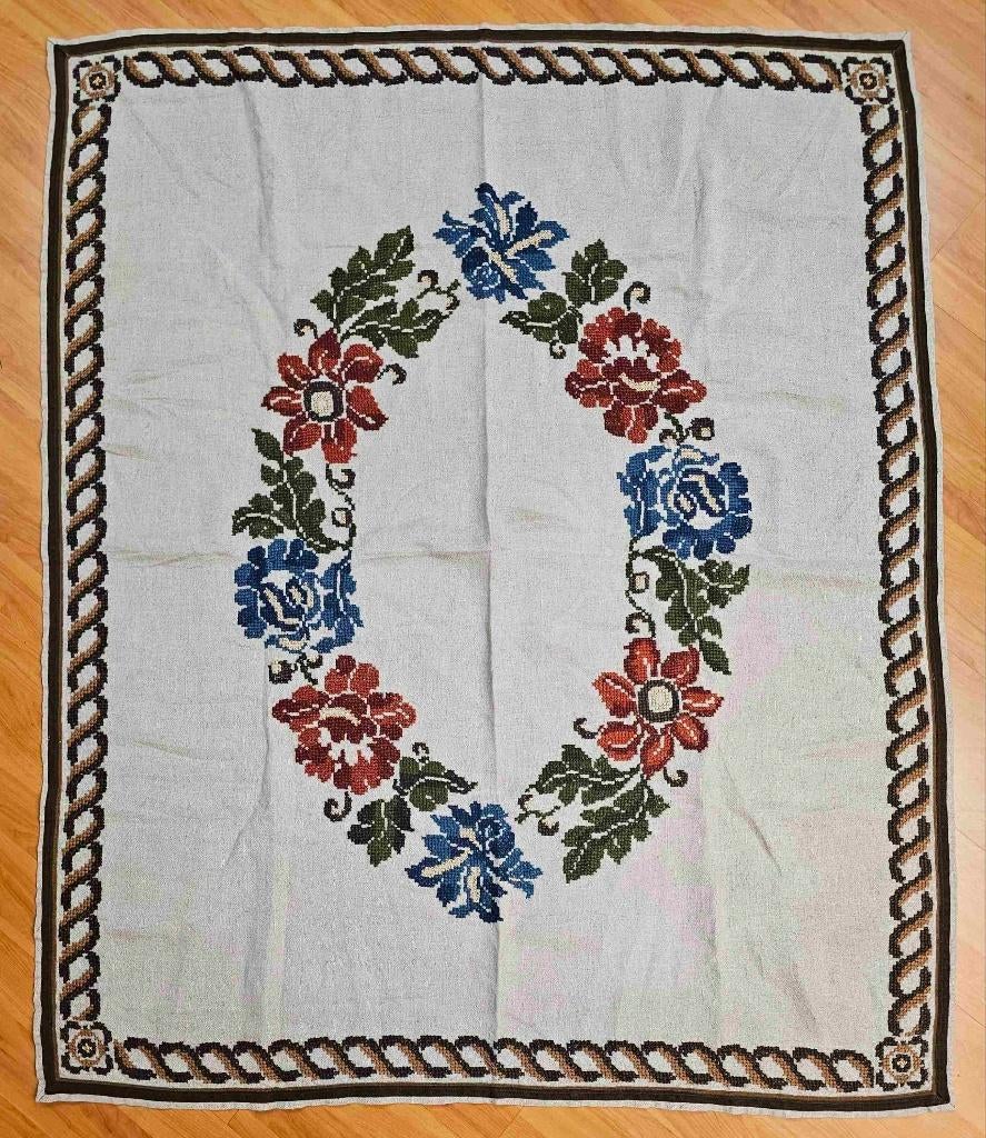 Tafelkleed Grijs Bloemen 155/126 cm, Gebruikt, Etten-Leur, DJT@dejuistetoon.eu, Ophalen of Verzenden