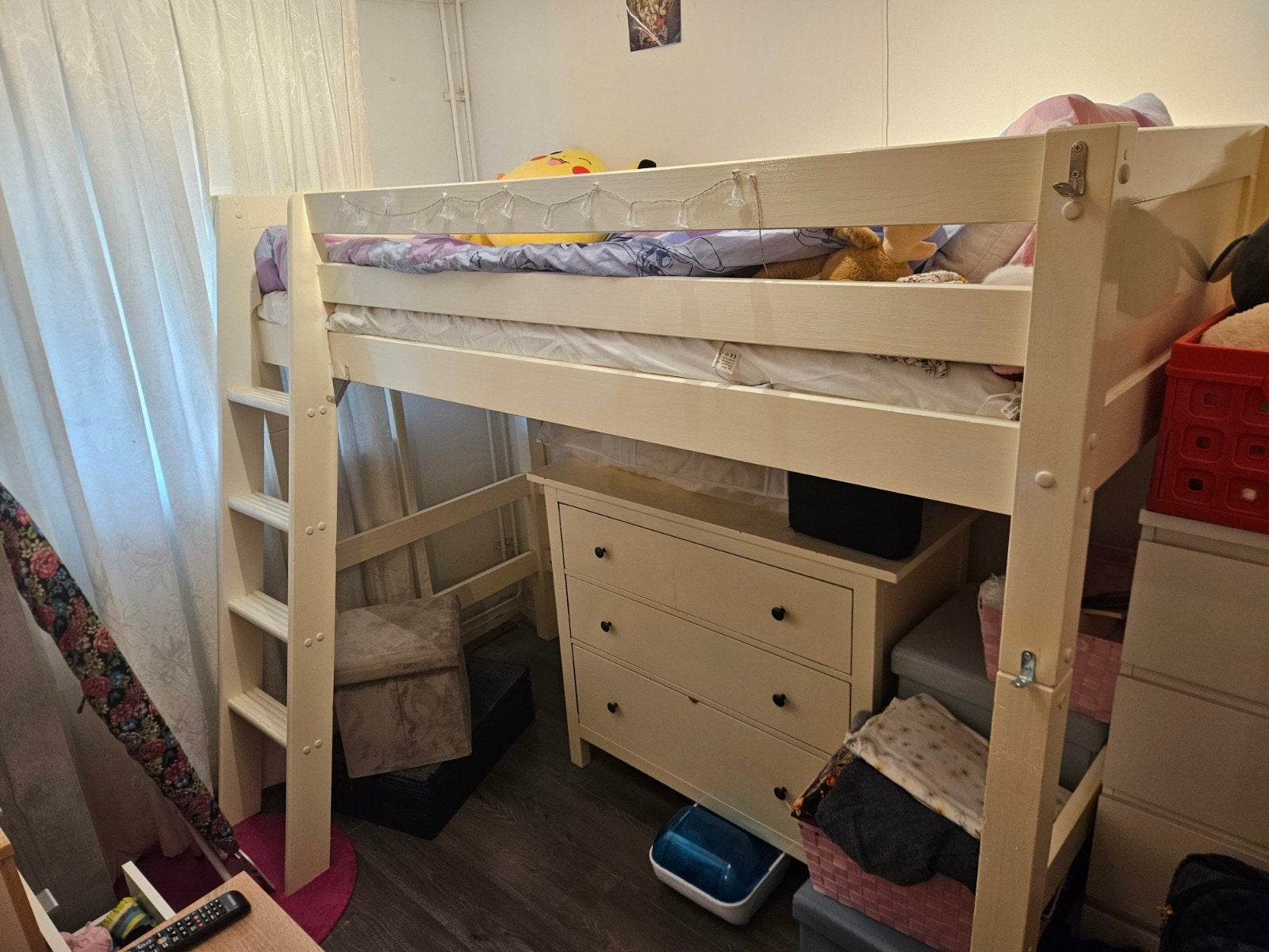 Hoogslaper - Wit - Inclusief matras, Ophalen, Eenpersoons, 160 tot 180 cm, Zo goed als nieuw